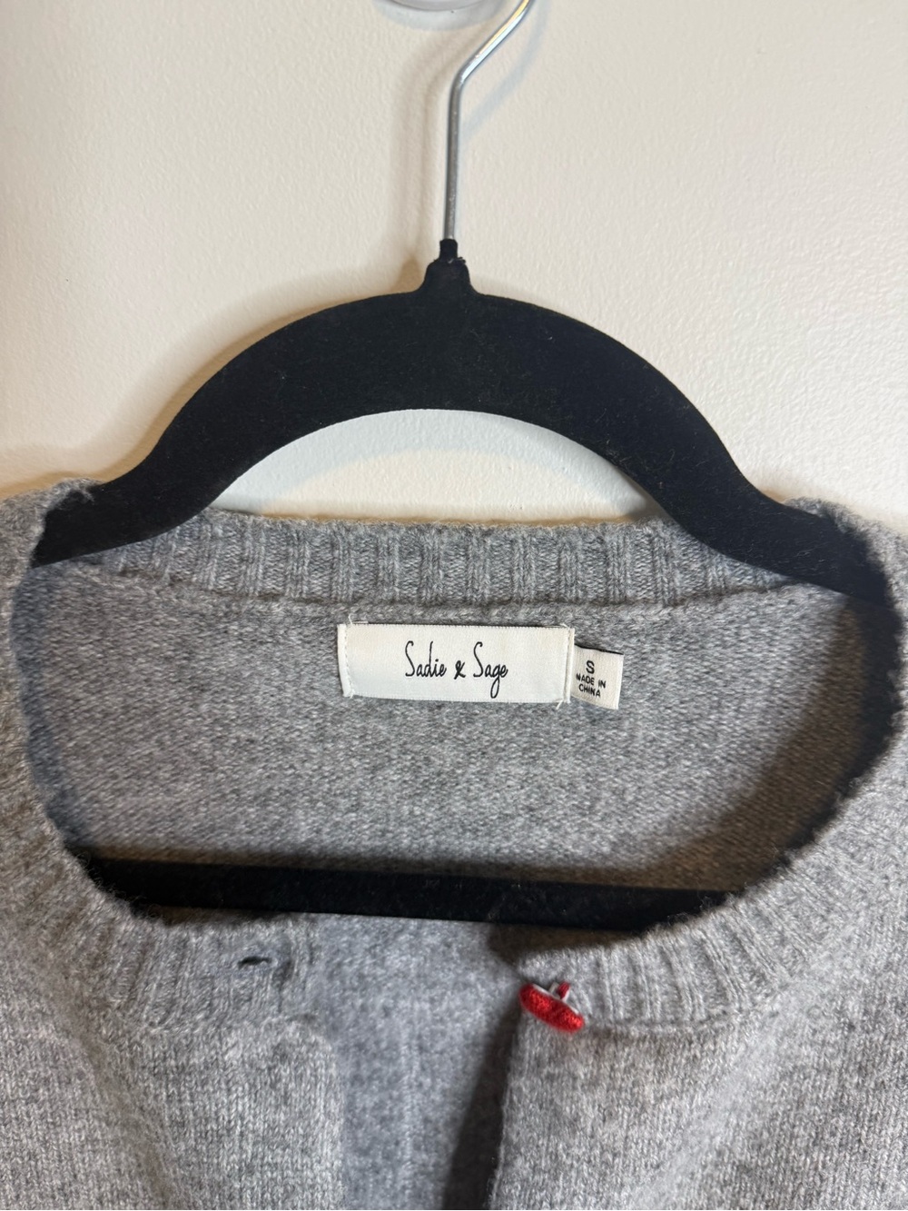 Sadie & Sage gray Cardigan with Red Heart Buttons size small - Picture 4 of 6
